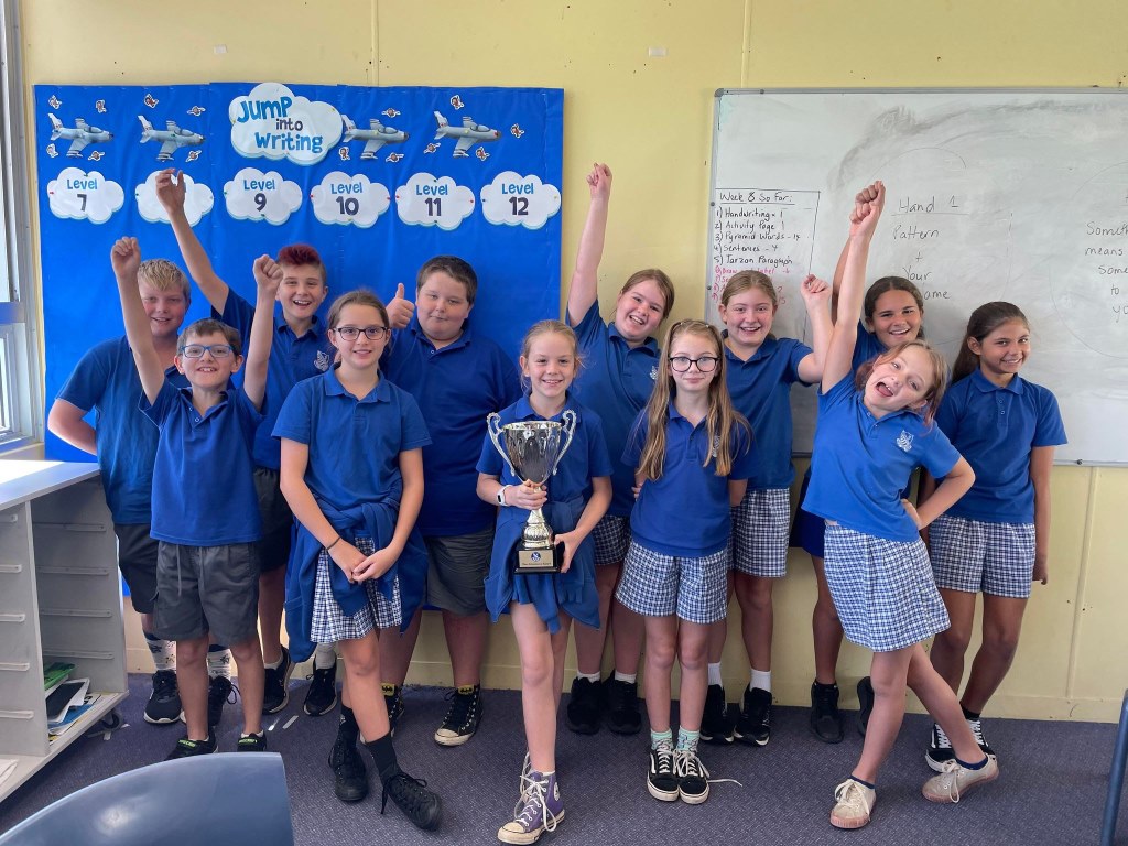 attendance award goes to 5 crimson