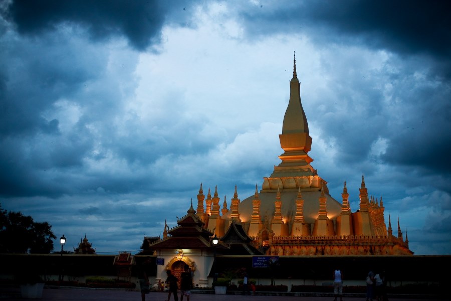 sebutan bagi negara laos adalah lan xang yang artinya adalah