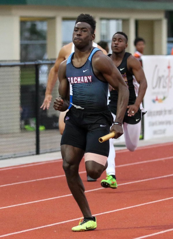 track-field-4-5a-district-meet-boys-photo-gallery-intense