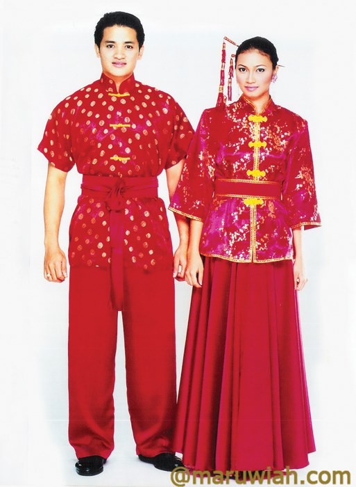 Cina baju tradisional Nama Pakaian