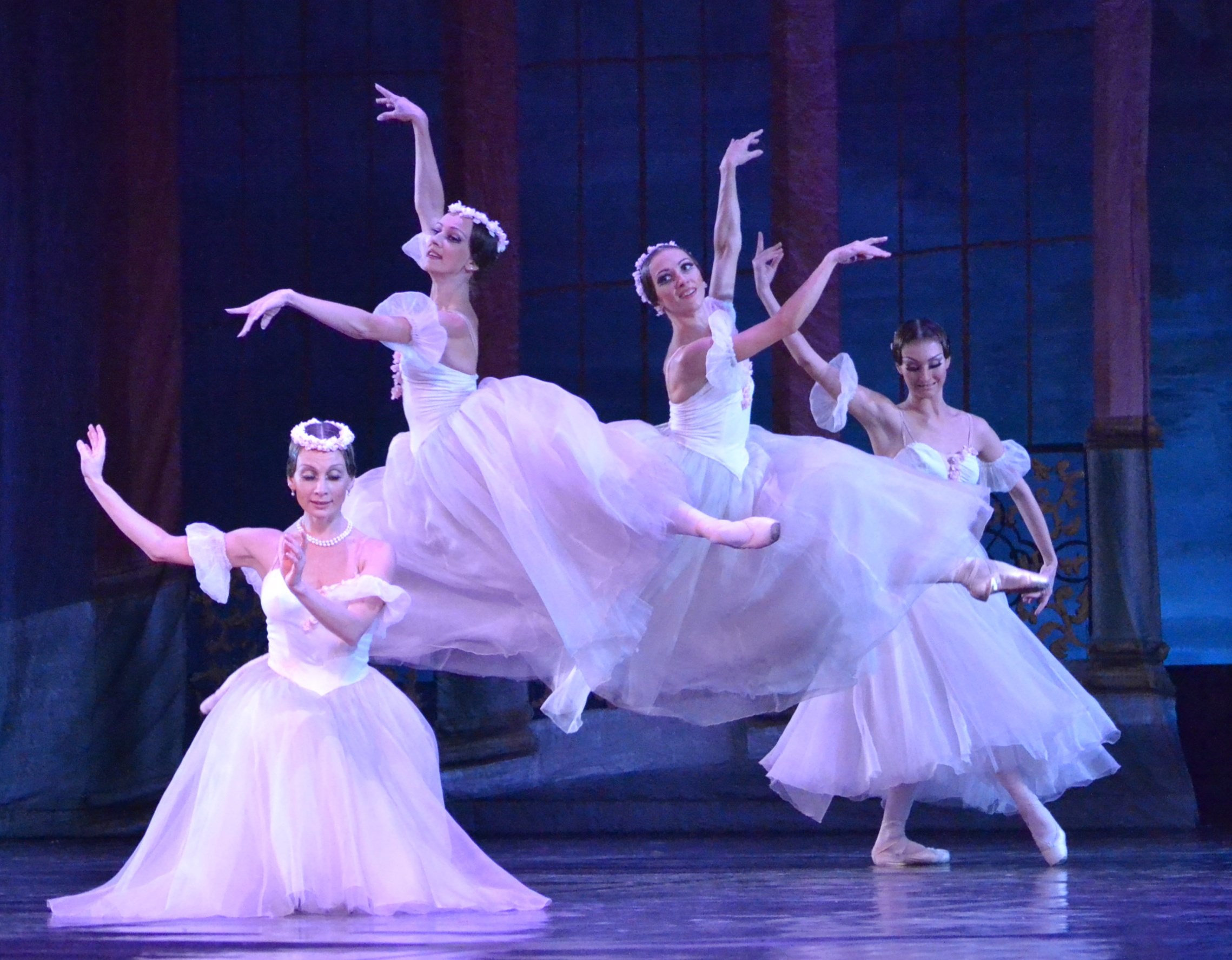 File:Театр Балет Москва - Балет - Шедевры мирового балета ...