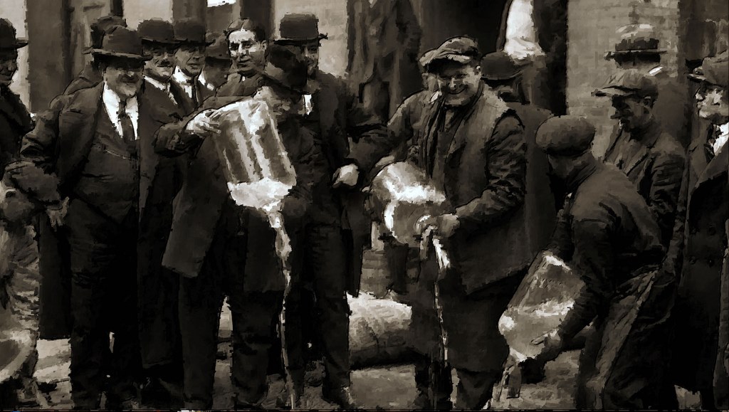 Сухой закон в сша 1920-1930. Гангстеры бутлегеры. Сухой закон сша 1920. Бутлегерство в сша в 1920-е. Сухой закон сша 1919-1933.