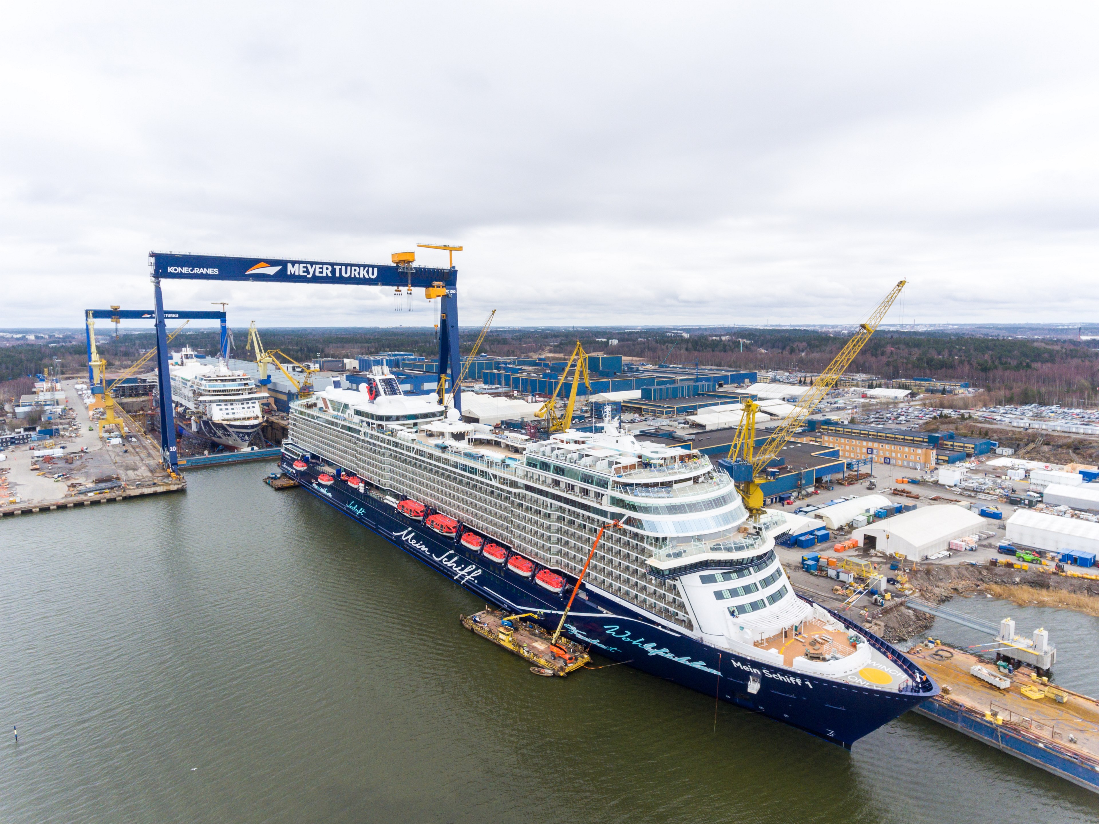 Photos Tui Cruises Takes Delivery Of New Mein Schiff 1