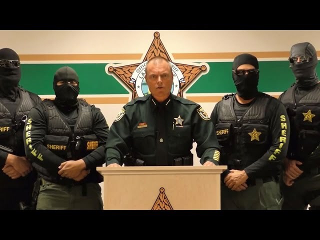  - fl sheriff delivers message to drug dealers in an unusual