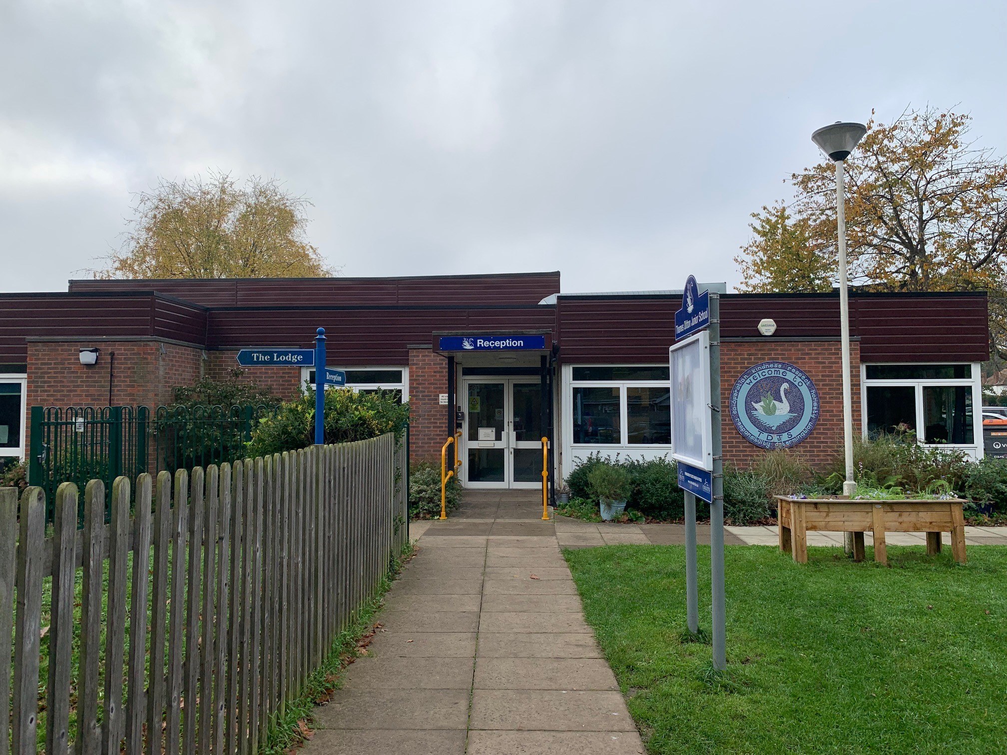 Front of school - Thames Ditton Junior School