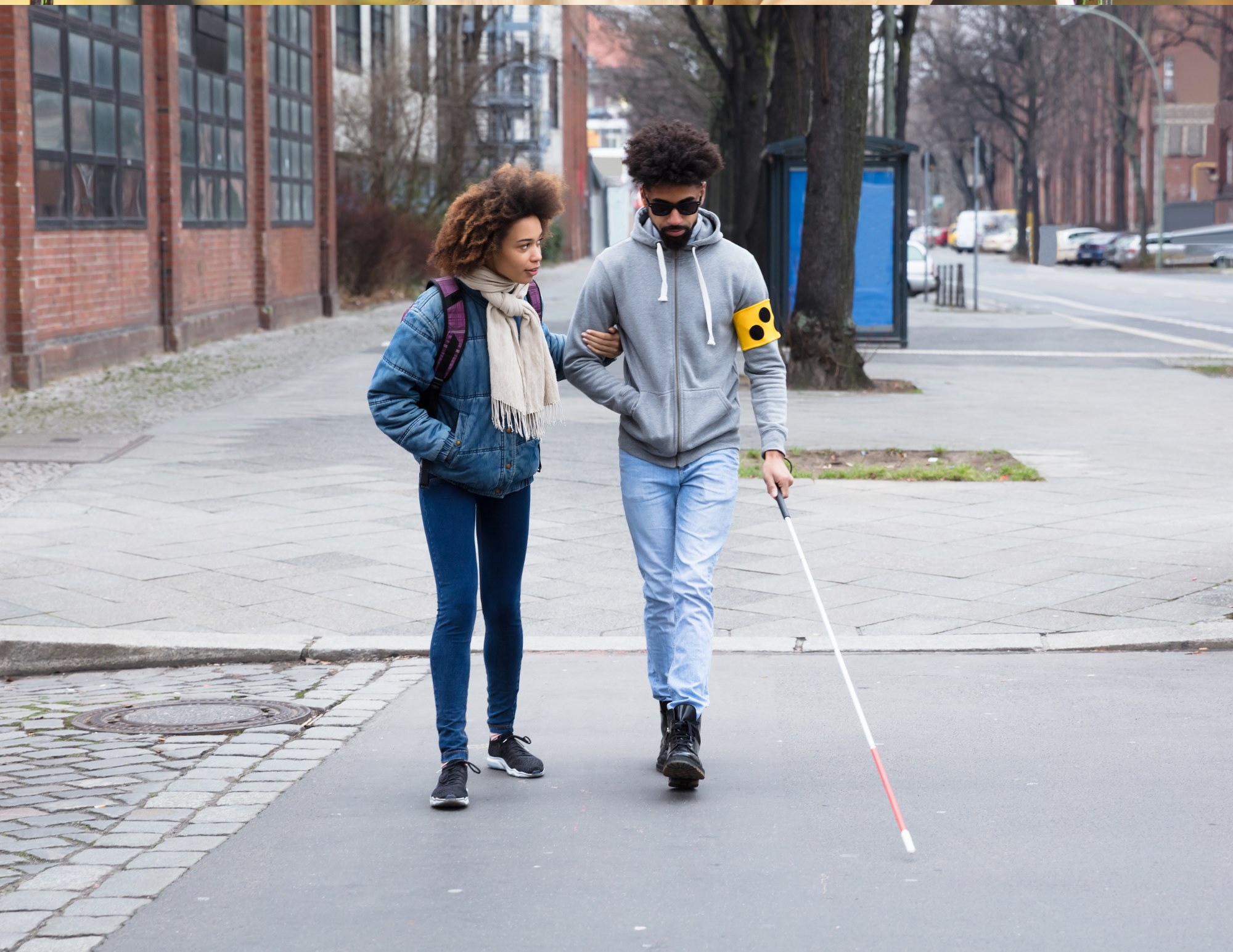 Журнал жизнь слепых. Слепой человек. Общение с незрячими людьми. Общение слепоглухих. Сопровождение слепого человека.